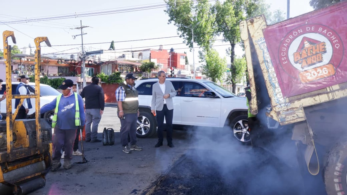 Reafirma Pepe Chedraui compromiso con acciones de mantenimiento vial