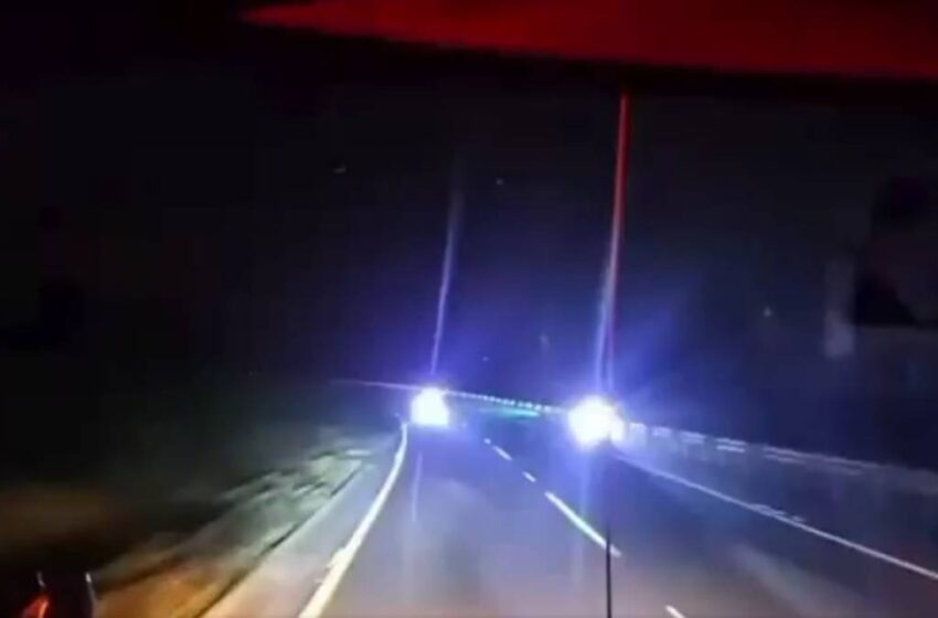  Tráiler embiste a presunto asaltante en intento de robo sobre la Puebla-Orizaba