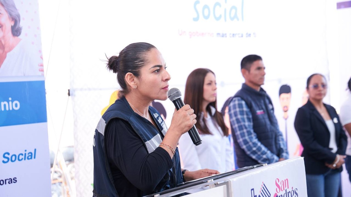 Acerca Lupita Cuautle atención integral a familias de San Francisco Acatepec
