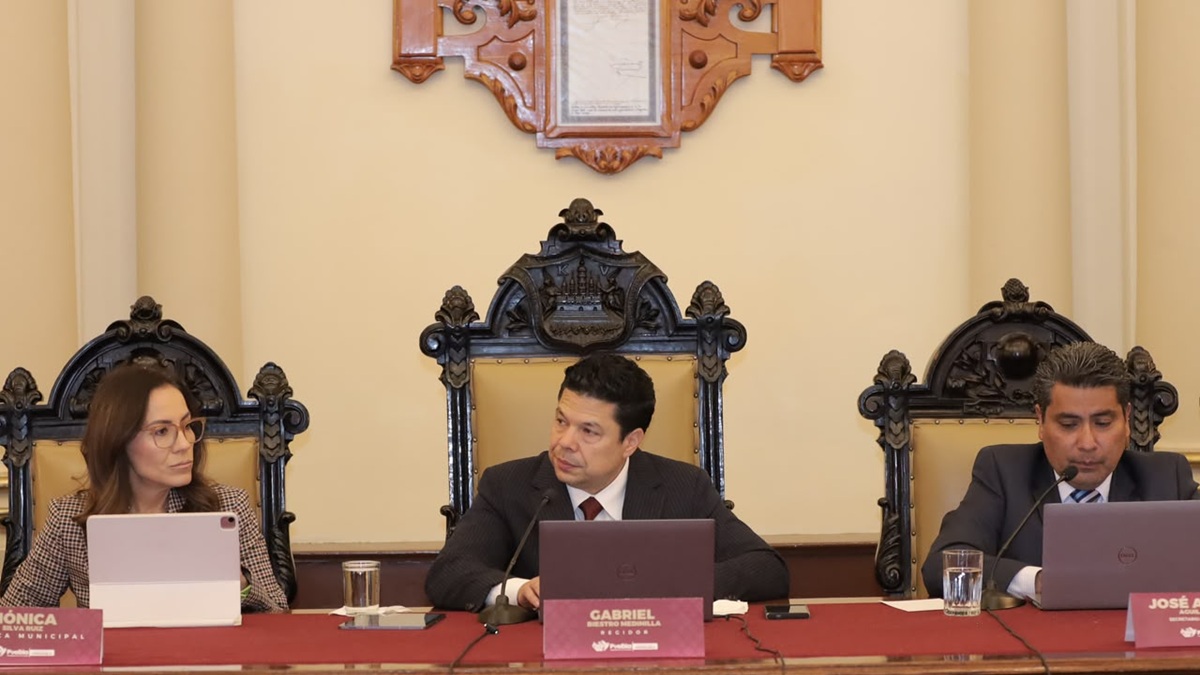 Aprueba Cabildo jubilaciones a trabajadoras y trabajadores del Ayuntamiento de Puebla