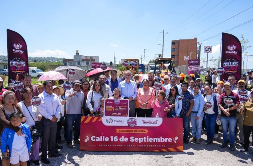  Con #CallesAl100 Pepe Chedraui impulsa trabajos de pavimentación en la Junta Auxiliar de Santo Tomás Chautla