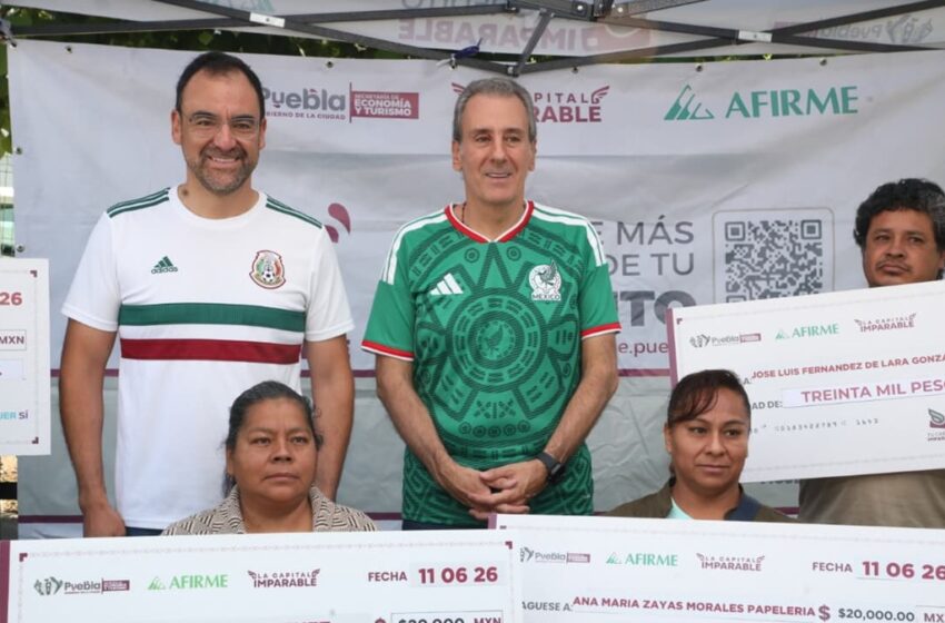  Entrega Pepe Chedraui cheques de “Tu Crédito Imparable” en San Jerónimo Caleras