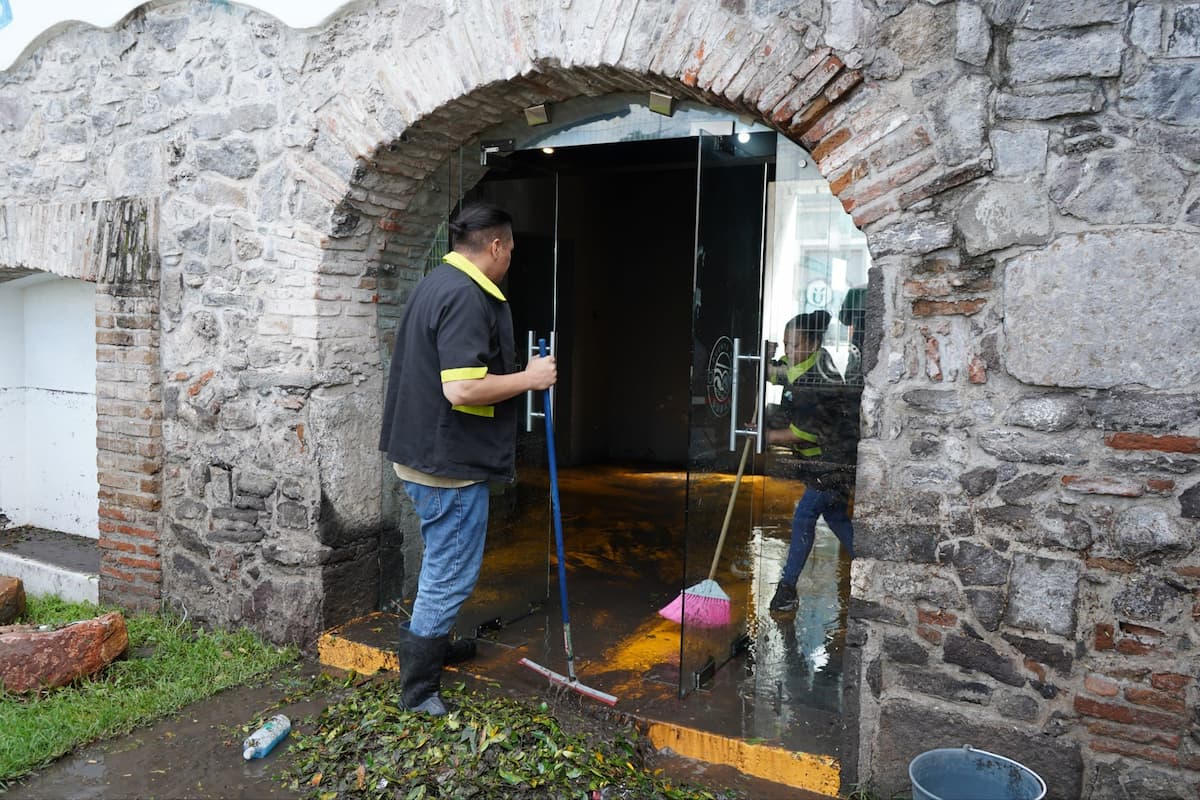 Lluvias dejan afectaciones en el Centro Histórico reportan solo daños materiales