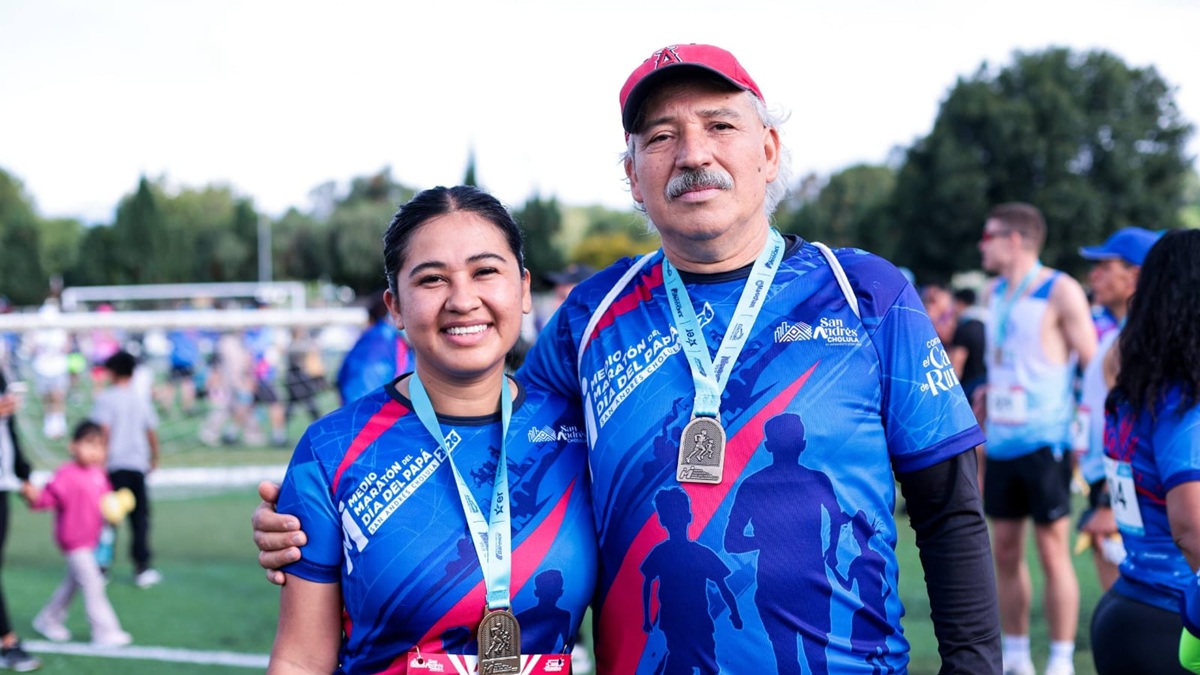 Más de 6 mil corredores celebran el Día del Papá en el Medio Maratón de San Andrés Cholula 2026