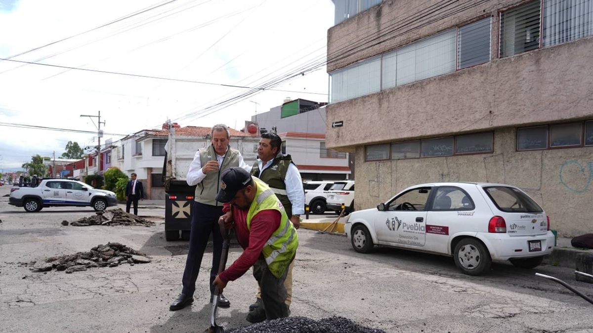 Supervisa Pepe Chedraui trabajos del programa “BacheAndo” Puebla en Villa Posadas
