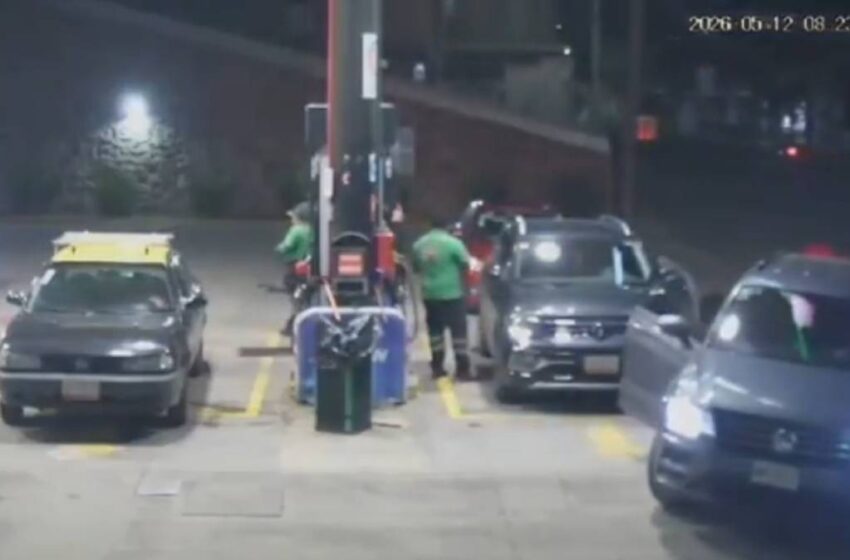  Violentos asaltos en gasolinera Pemex Clavijero: dos camionetas robadas