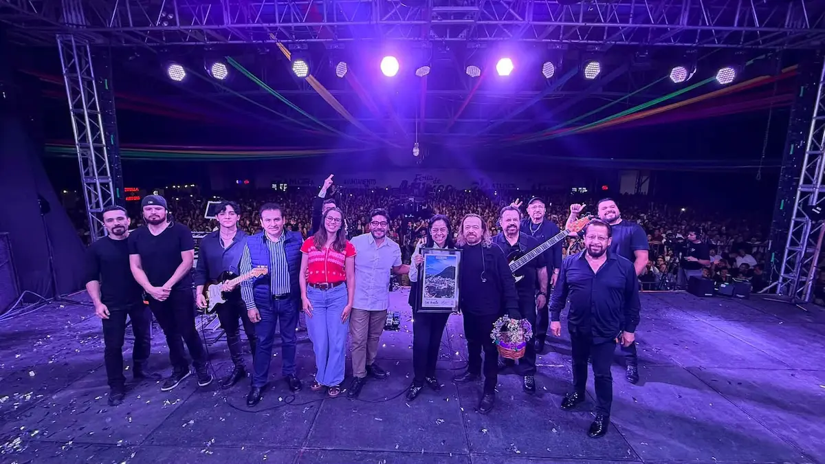 Atlixco recupera el pulso de su feria con un lleno total en la primera noche