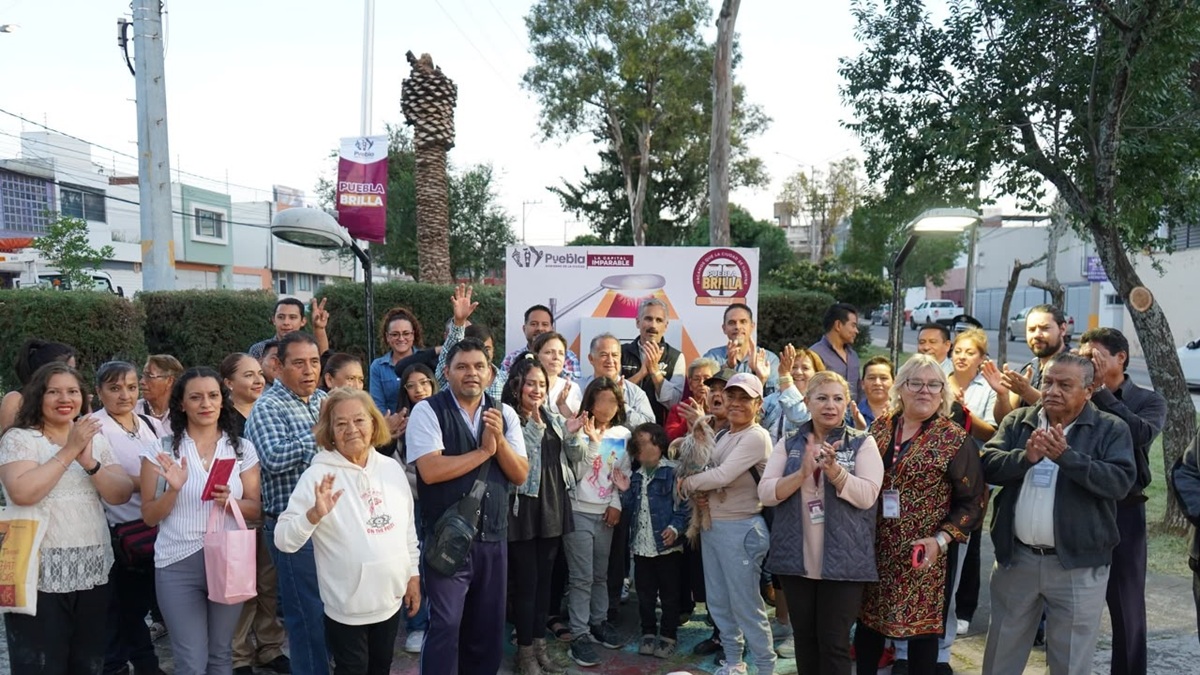 Con Puebla Brilla, Gobierno de Pepe Chedraui moderniza al 100 por ciento el alumbrado público en la colonia Reforma