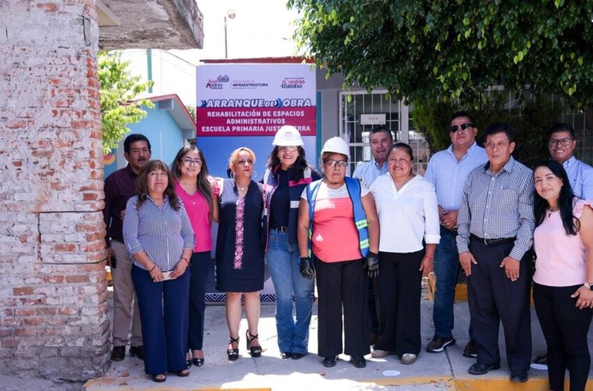  Continúa Lupita Cuautle fortaleciendo la infraestructura educativa en San Andrés Cholula