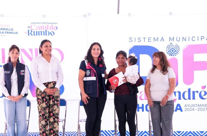  Continúa Lupita Cuautle impulsando el bienestar de familias sanandreseñas con entrega de medicamentos y apoyos funcionales