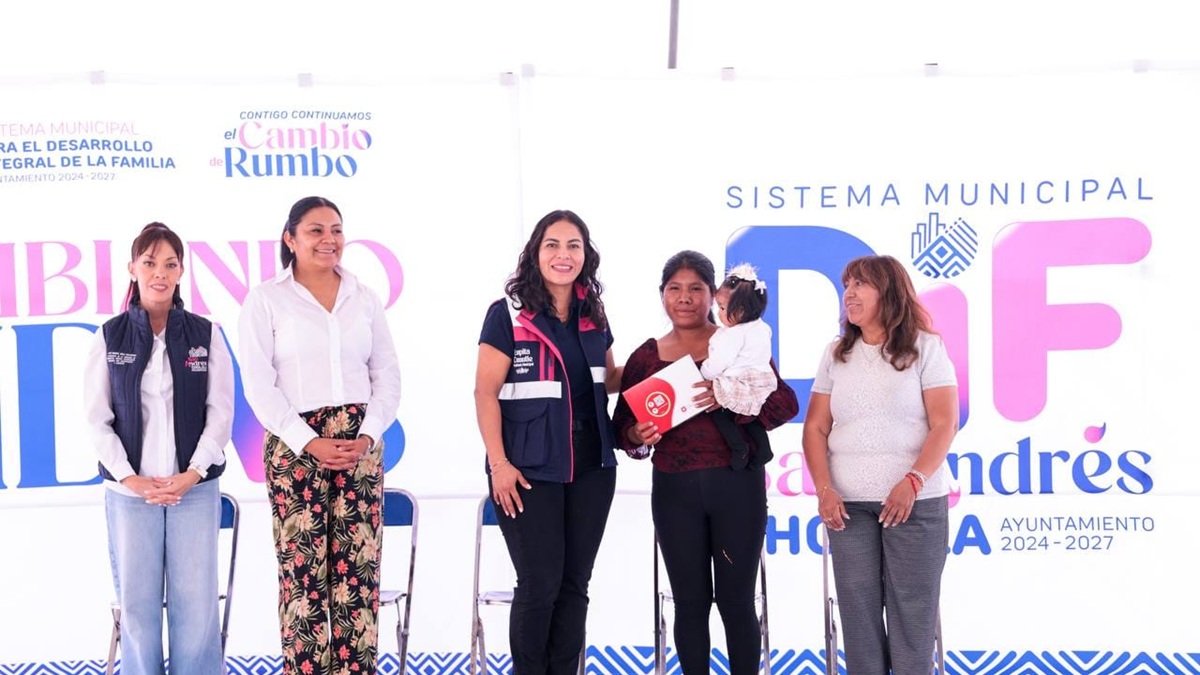 Continúa Lupita Cuautle impulsando el bienestar de familias sanandreseñas con entrega de medicamentos y apoyos funcionales