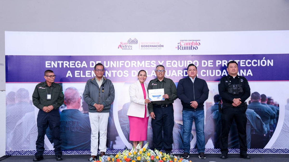 Dignifica Lupita Cuautle a la Guardia Ciudadana de San Andrés Cholula