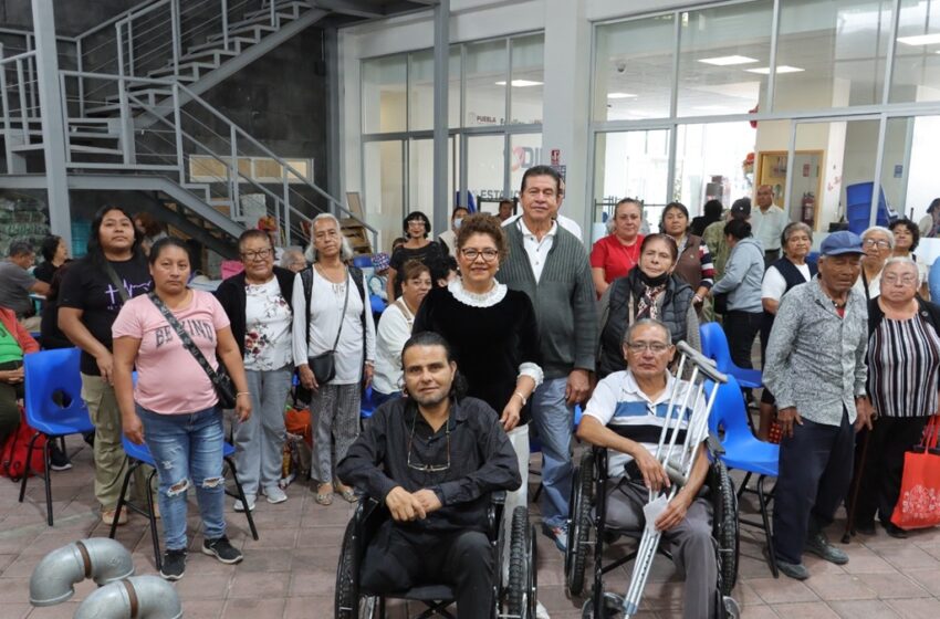  Entrega SMDIF aparatos funcionales para mejorar calidad de vida