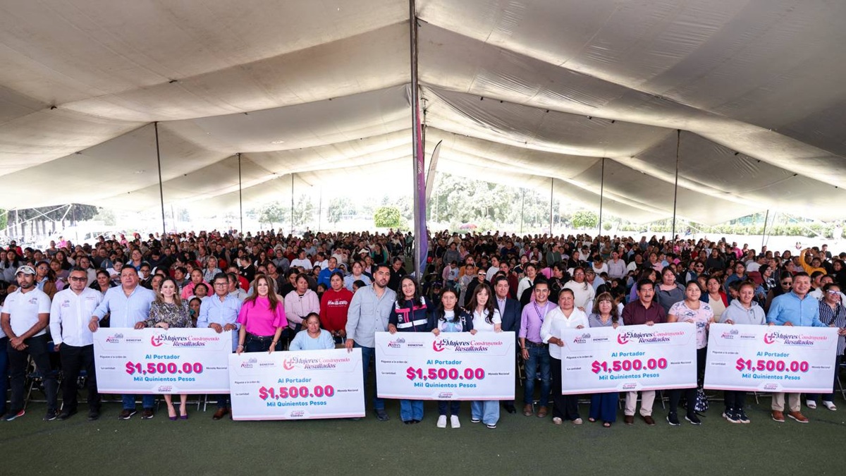Lupita Cuautle entrega más apoyo y financiamiento para mujeres emprendedoras de San Andrés Cholula