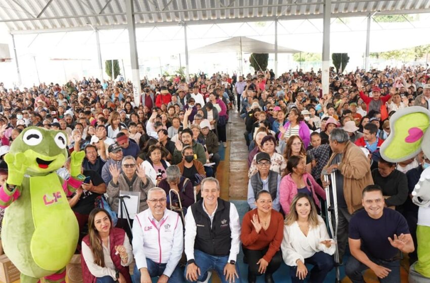  Pepe Chedraui entregó despensas del programa “Alimentación Imparable” en Agua Santa