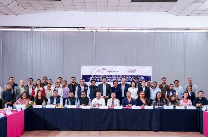  Prioriza Lupita Cuautle transparencia y planeación en el desarrollo municipal