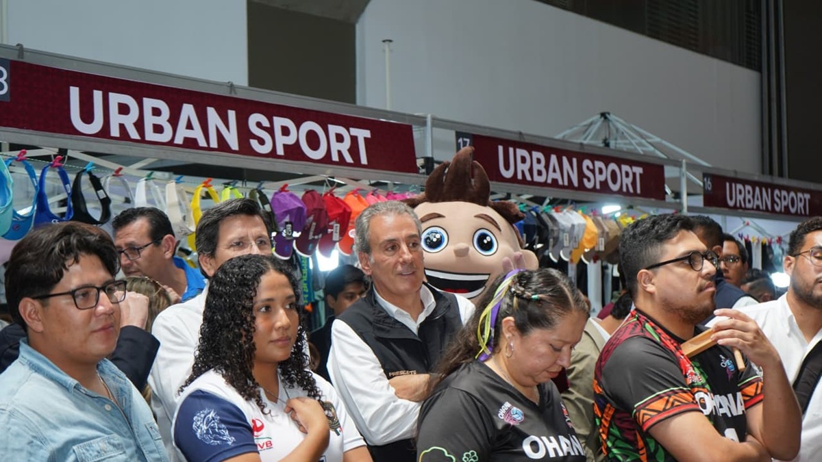 Puebla capital recibe a más de 730 equipos en el Festival Máster de Voleibol