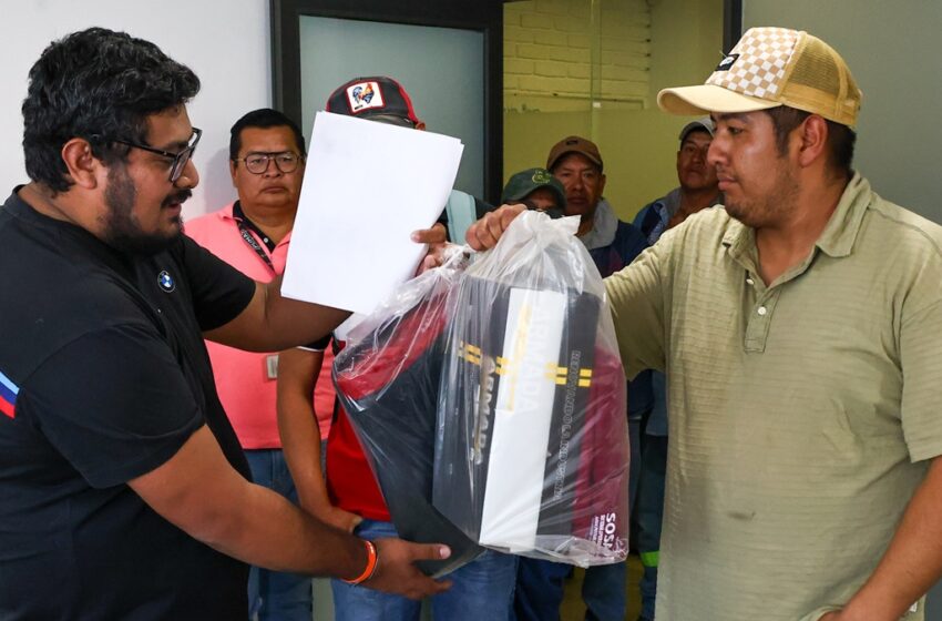  SOSAPACH entrega uniformes a su personal para fortalecer la identidad institucional y las condiciones de trabajo