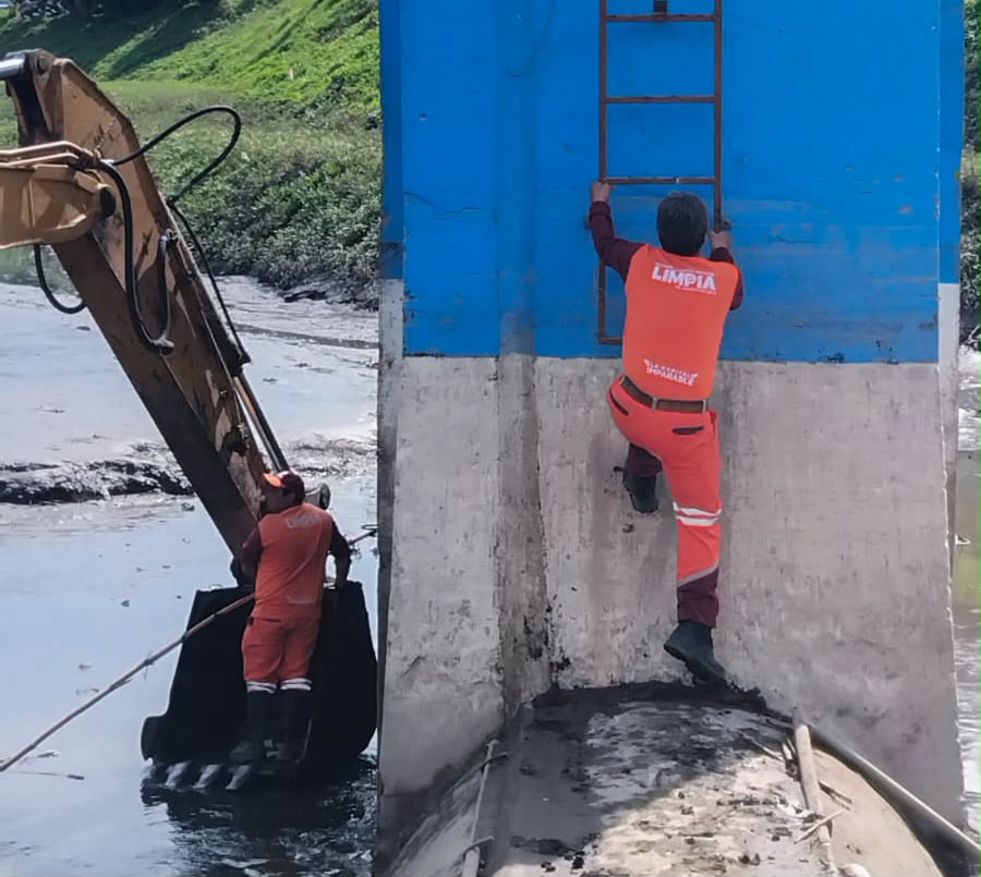 Comuna labores preventivas en Puente Negro ante pronóstico de lluvias