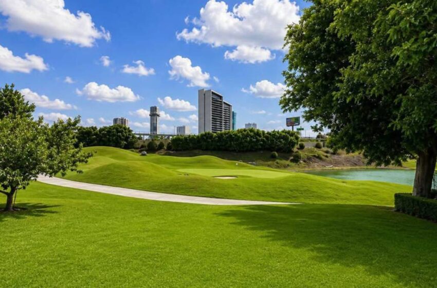  Ni el fraccionamiento más exclusivo se salvó: la lluvia también inundó el campo de golf de La Vista Country Club