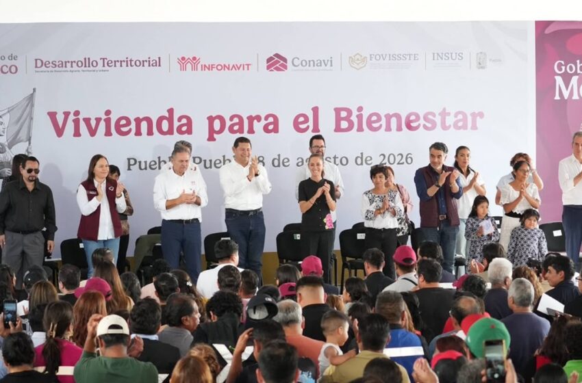  Acompaña Pepe Chedraui a la presidenta Claudia Sheinbaum y el gobernador Alejandro Armenta a la entrega de viviendas en Lomas de San Miguel