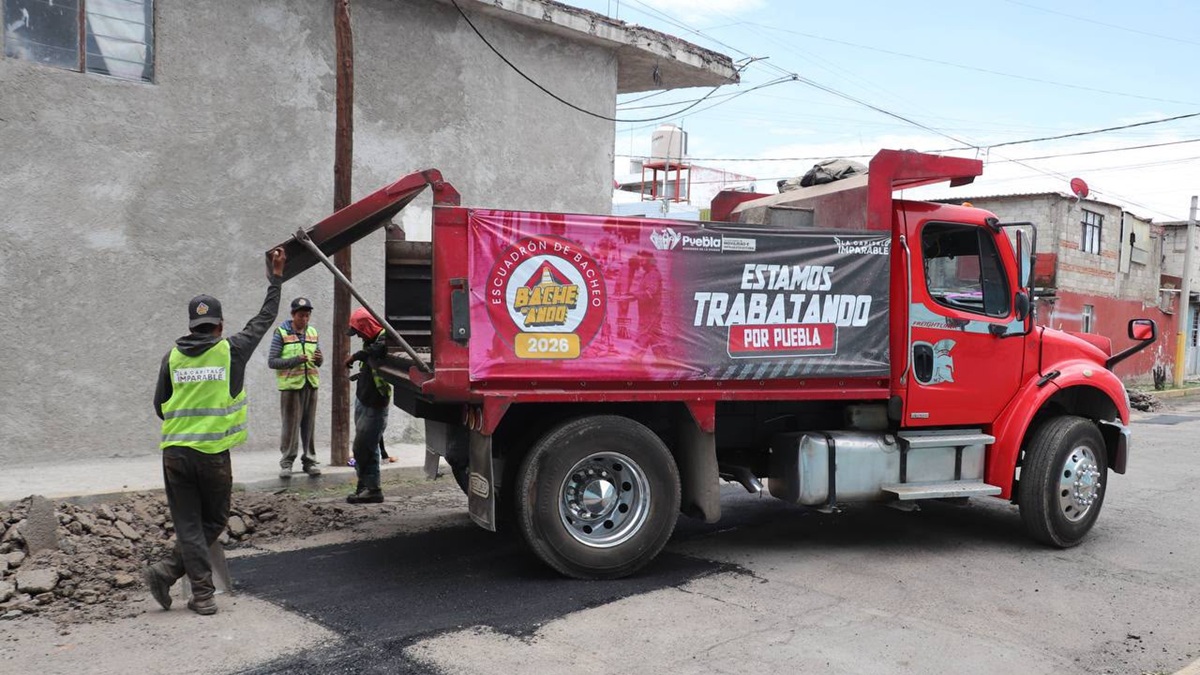 Avanza gobierno de Pepe Chedraui con trabajos de bacheo en al sur de la capital