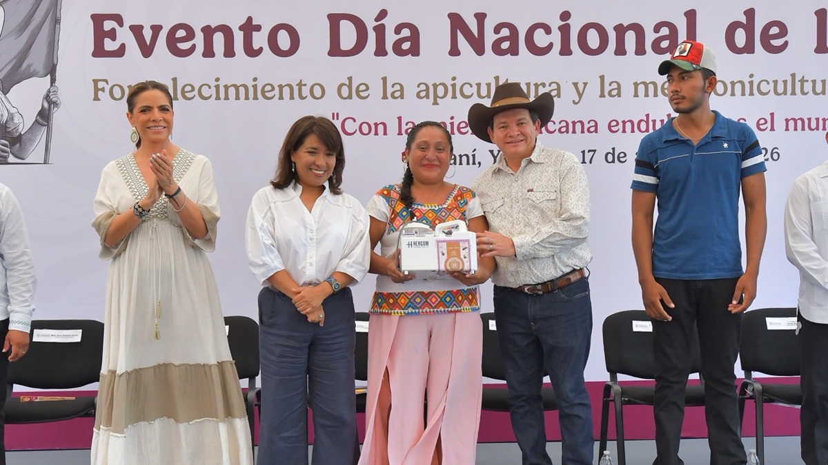 Conmemoran el Día Nacional de las Abejas con billete de Lotería y apoyos a meliponicultoras mayas