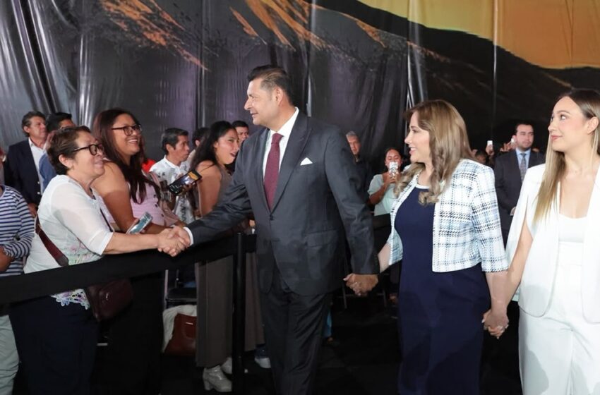  El futuro de Puebla se construye con resultados y de la mano del pueblo: Armenta Mier