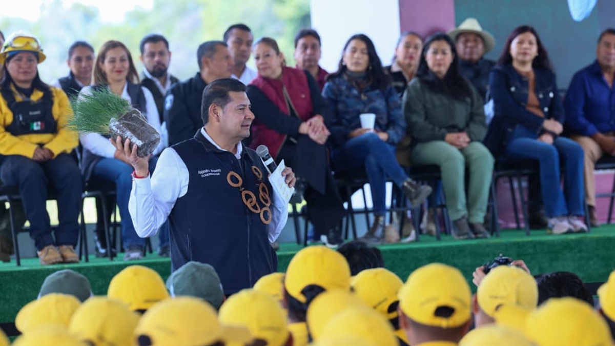 Gobierno estatal siembra futuro con bosques y agua limpia para las próximas generaciones