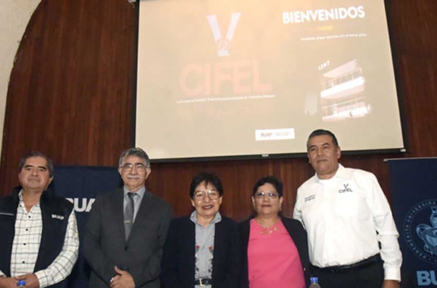  Inaugura Rectora Lilia Cedillo congreso internacional en la Facultad de Lenguas
