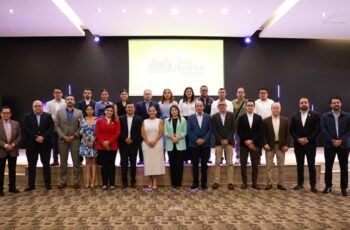 Mantiene Lupita Cuautle diálogo permanente con el sector empresarial
