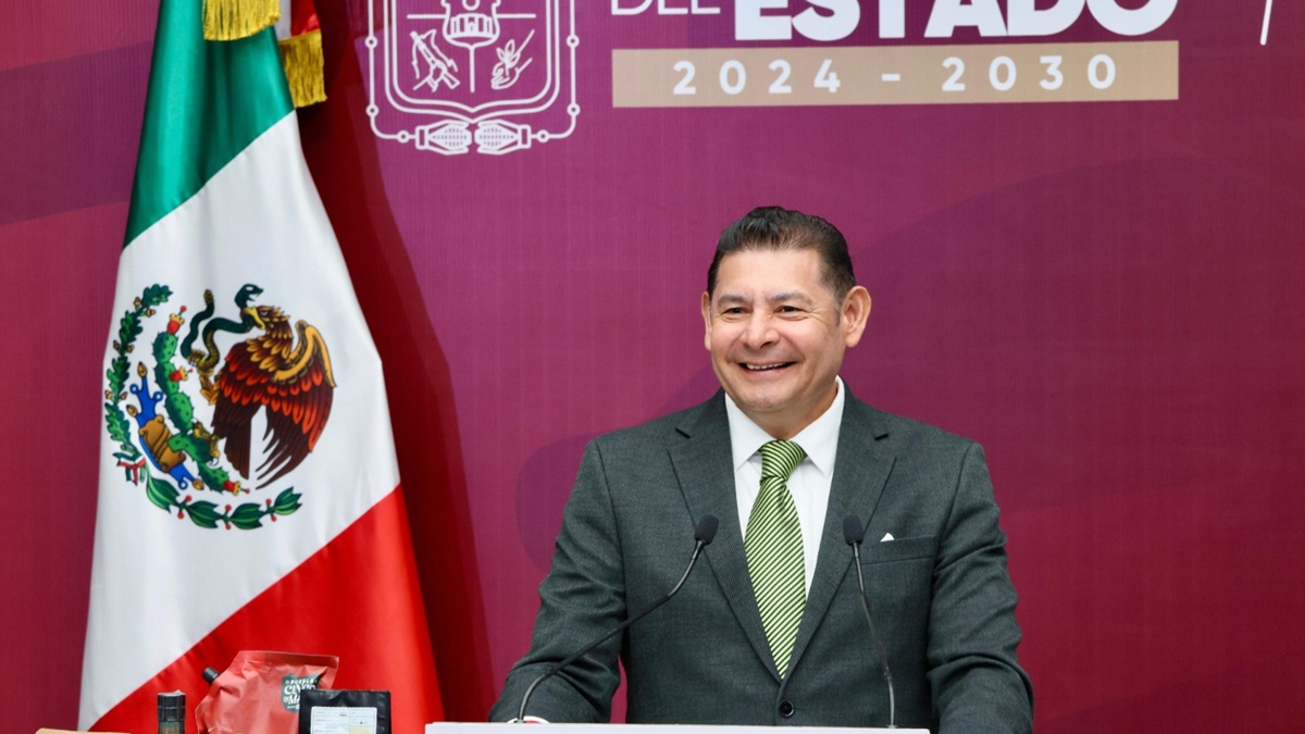 Nuevos vuelos desde Puebla consolidan proyección nacional e internacional de riquezas turísticas