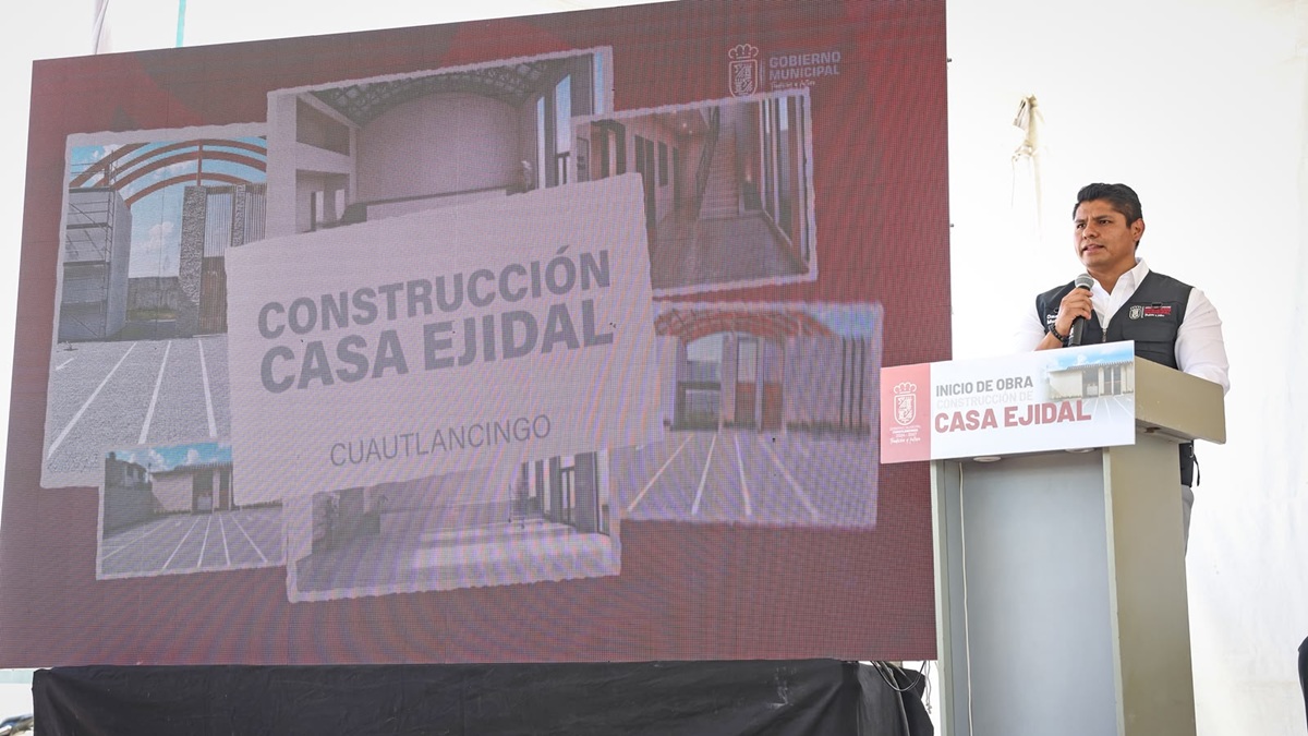 Omar Muñoz inicia construcción de nueva Casa Ejidal