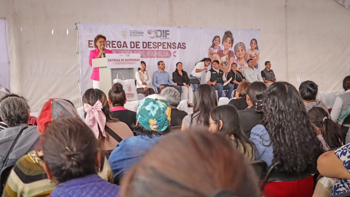 Omar Muñoz respalda a mil 500 familias con apoyos alimentarios