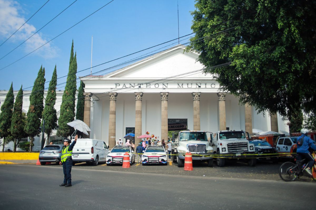 Panteón Municipal de Puebla recibió más de 175 mil visitantes en el primer semestre