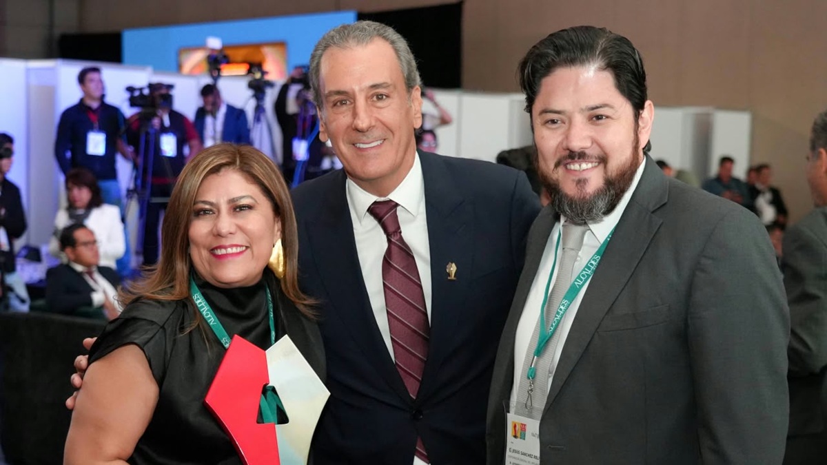 Recibe Pepe Chedraui Premio a las Mejores Prácticas de Gobiernos Locales 2026