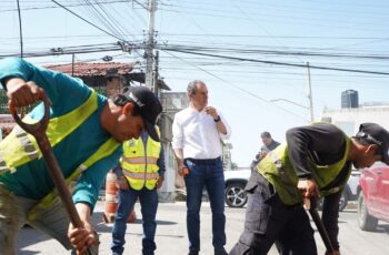 Supervisa Pepe Chedraui campaña “BacheAndo Puebla” en Xochimehuacan