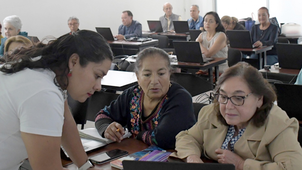Universidad para Adultos de la BUAP, espacio de inclusión y aprendizaje permanente