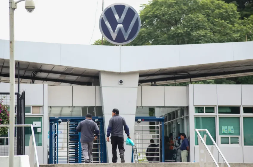  Volkswagen Puebla recorta 786 empleos y elimina un turno en Jetta y Tiguan
