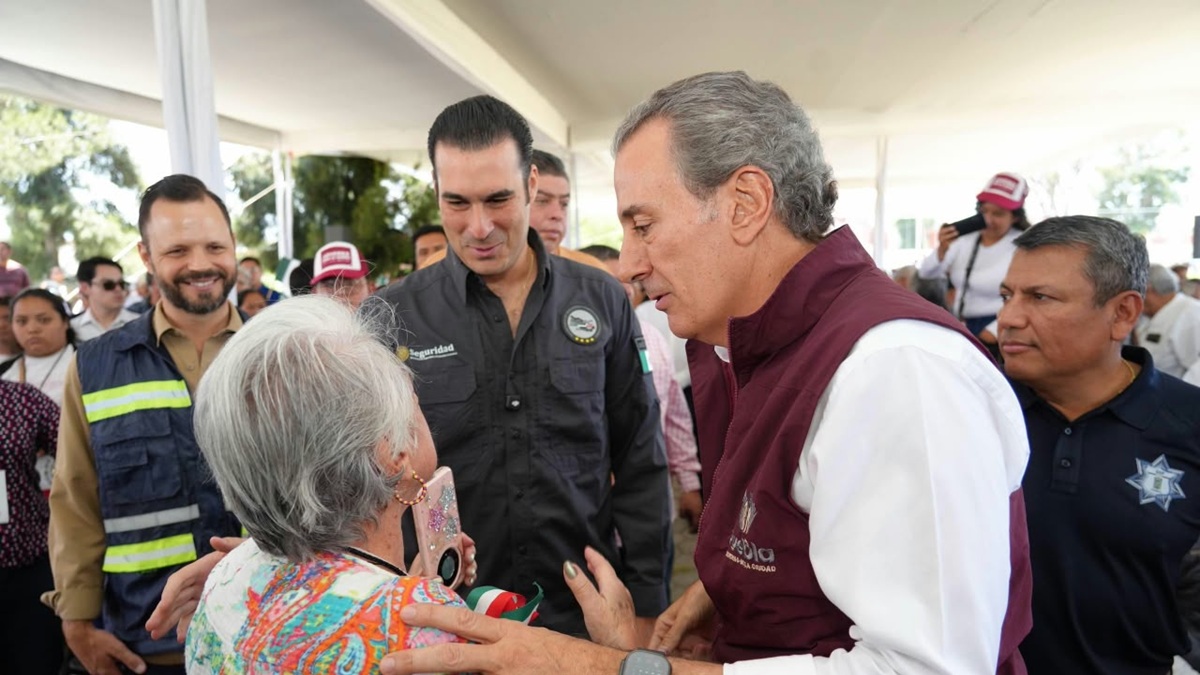 Arrancan Miguel Torruco, Francisco Sánchez y Pepe Chedraui construcción del Centro Comunitario México Imparable
