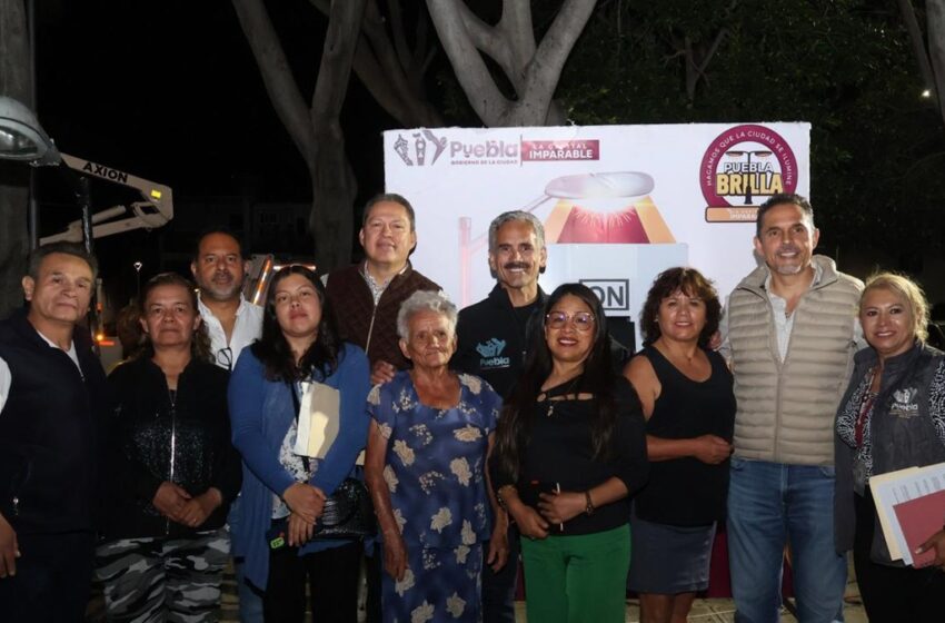  Con Puebla Brilla, Gobierno de Pepe Chedraui lleva tecnología LED a La Flor y Villa Las Flores