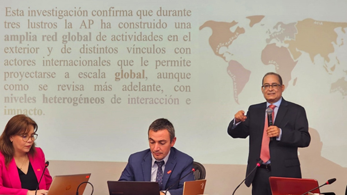 Convoca Banco Interamericano de Desarrollo a investigador BUAP para análisis internacional
