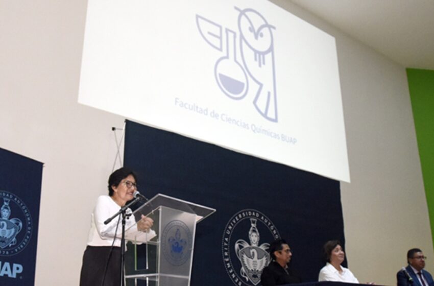  Dicta conferencia Rectora Lilia Cedillo en conmemoración del XIII aniversario de la Licenciatura en Biotecnología