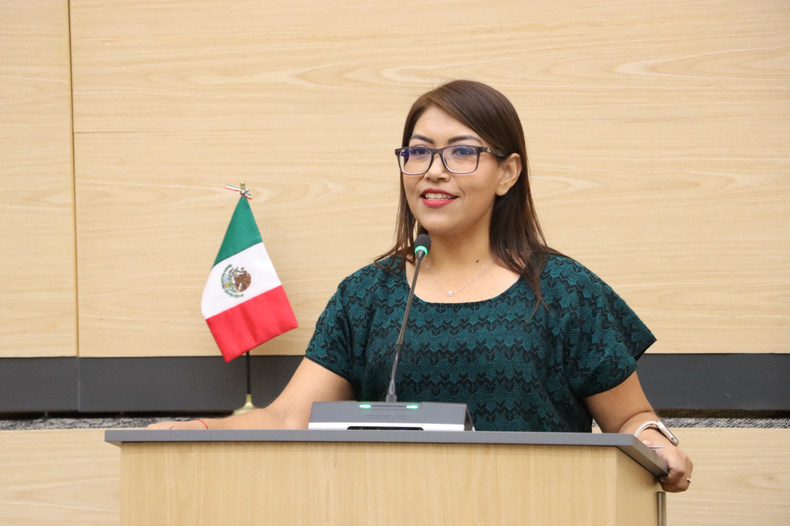 Leonela Martínez y Elías Lozada impulsan iniciativa para la disminución progresiva de animales abandonados 