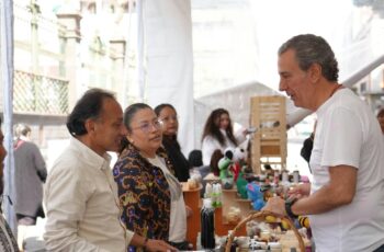 Promueve Pepe Chedraui el reconocimiento de la identidad y el consumo local
