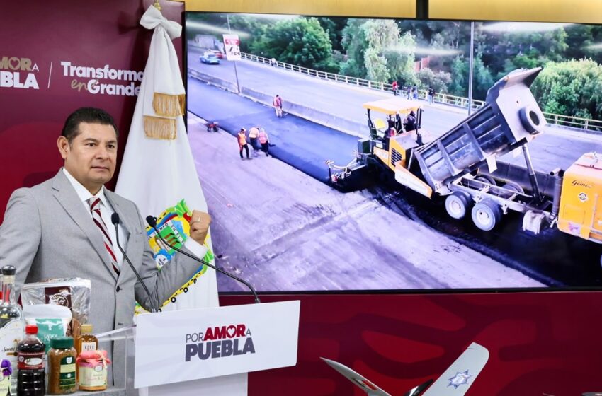  Con 13 trenes de pavimento, gobierno estatal transforma 558 kilómetros de vialidades