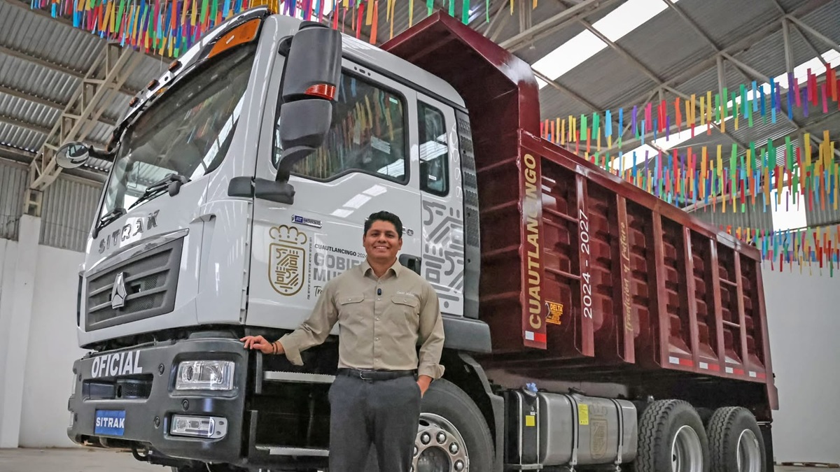 Fortalece Omar Muñoz el parque vehicular con nuevo camión