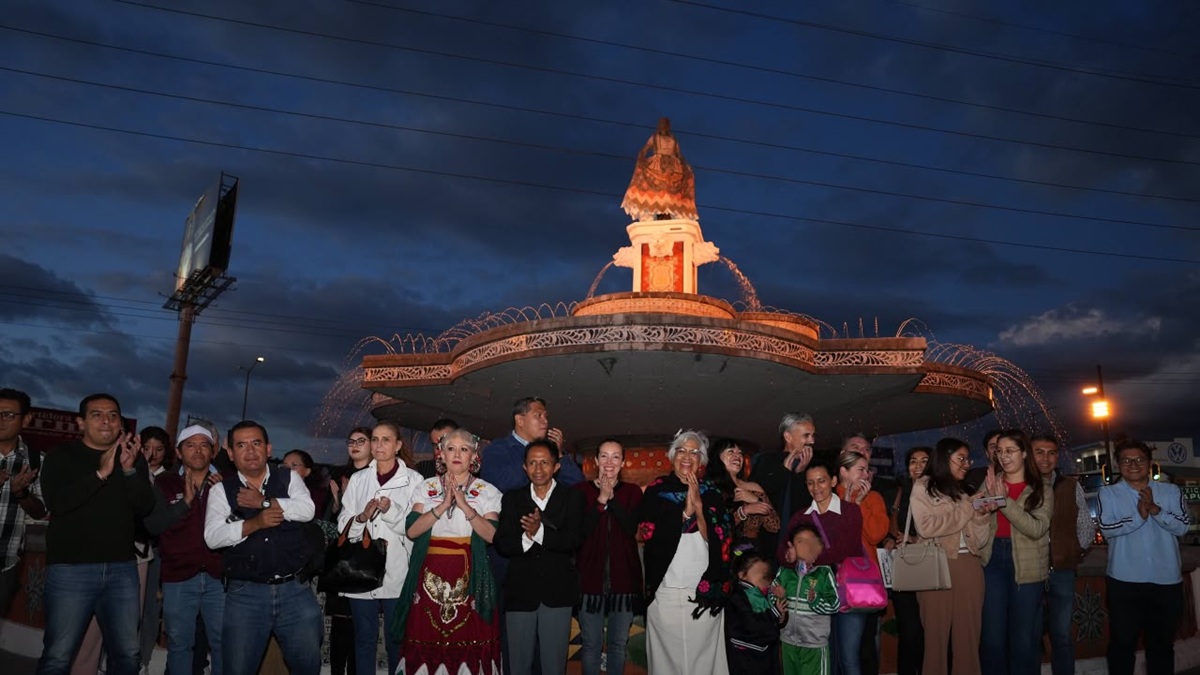 Gobierno de Pepe Chedraui entrega trabajos de conservación de la Fuente de la China Poblana