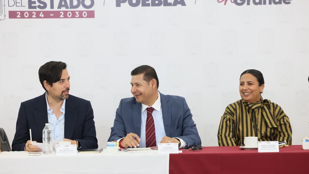 Gobierno federal y estatal aplicarán medidas severas ante contaminación del Atoyac