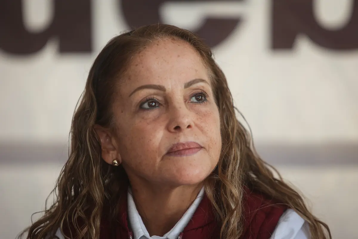 Olga Romero renuncia a dirigencia de Morena para buscar alcaldía de Tehuacán